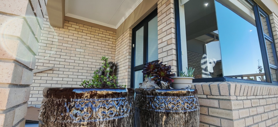 3 Bedroom Property for Sale in Dana Bay Western Cape
